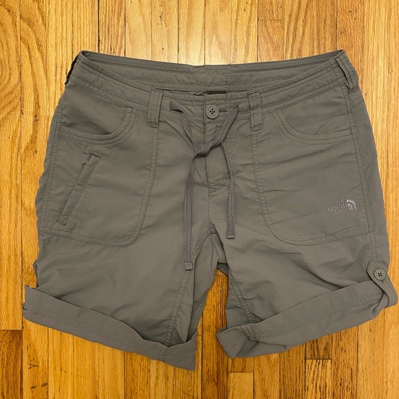 The North Face Roll Up Nylon Hiking Shorts grey Size 4 - Picture 1 of 13